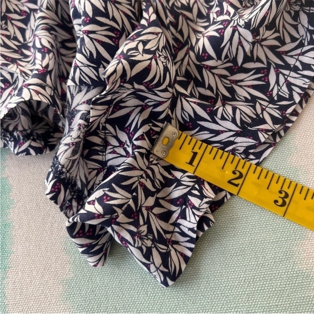 Lulus Dondi Leaf Print Romper Navy White Pink Tie Front S - Picture 13 of 14